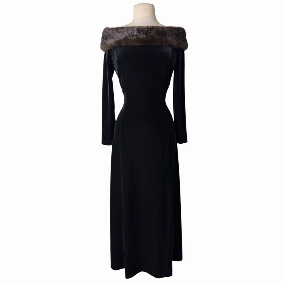 VTG Cachet Black Velvet Fur Trim Off Shoulder Maxi Gown Old Hollywood Glam 12